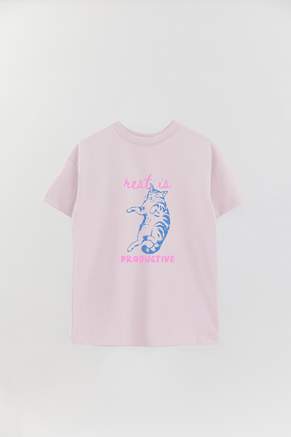 REMERA OVER ESTAMPADA CAT REST IS PRODUCTIVE