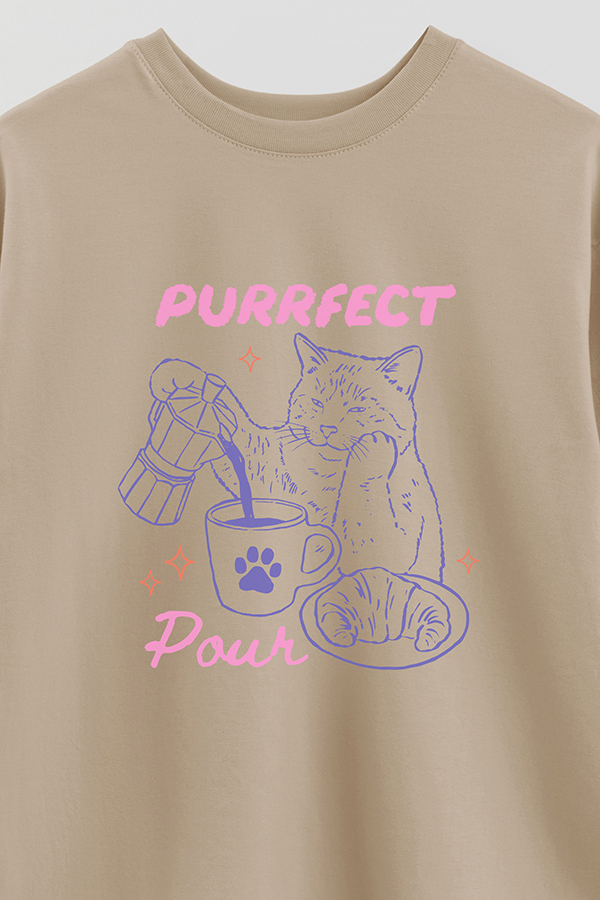 REMERA OVER ESTAMPADA CAT PURRFECT