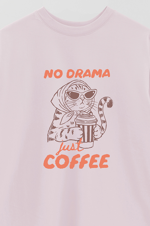 REMERA OVER ESTAMPADA CAT NO DRAMA