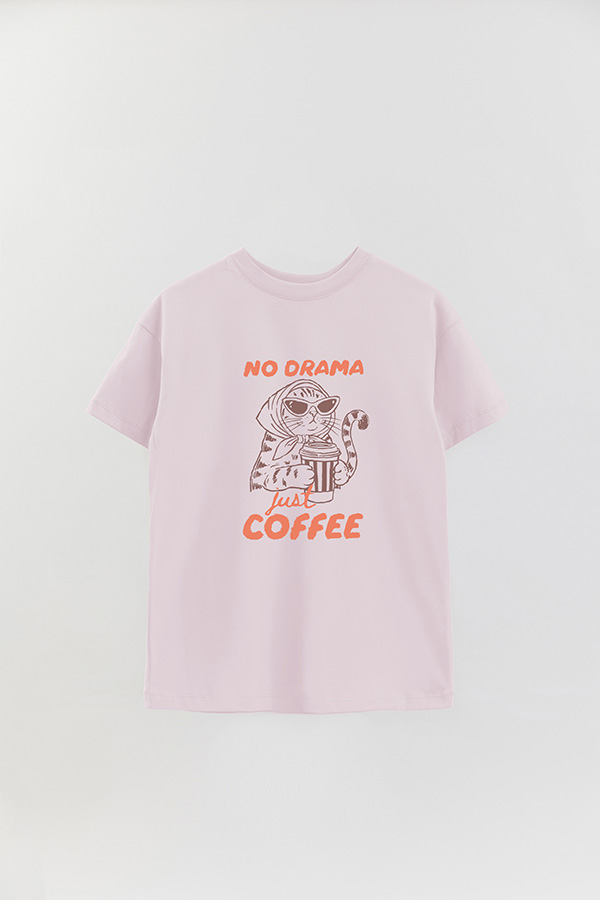 REMERA OVER ESTAMPADA CAT NO DRAMA