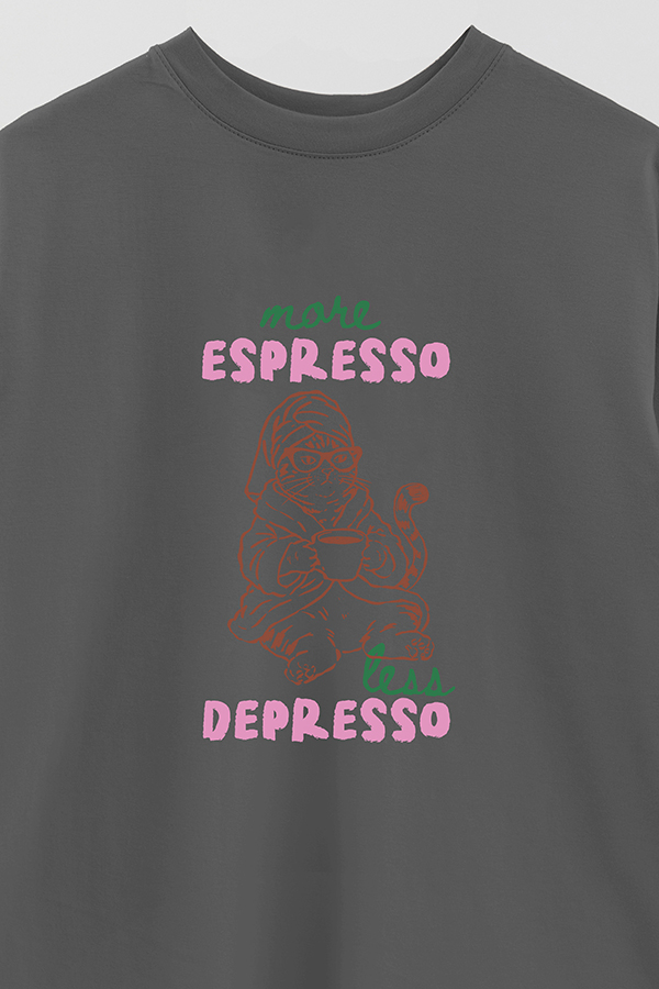 REMERA OVER ESTAMPADA CAT MORE ESPRESSO