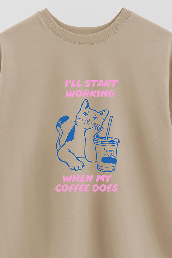 REMERA OVER ESTAMPADA CAT ILL START WORKING