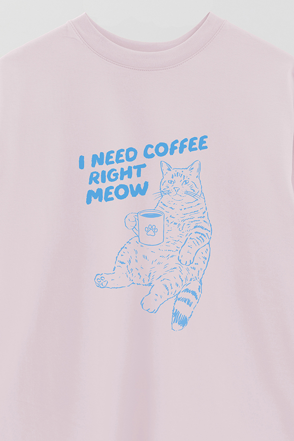 REMERA OVER ESTAMPADA CAT I NEED COFFEE