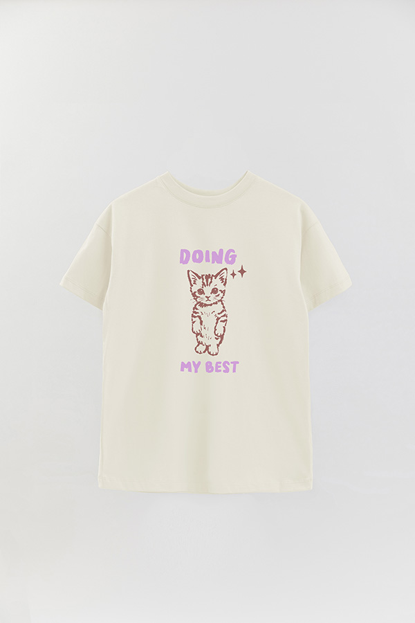 REMERA OVER ESTAMPADA CAT DOING MY BEST