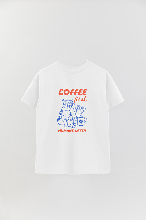 REMERA OVER ESTAMPADA CAT COFFEE FIRST