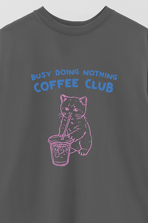 REMERA OVER ESTAMPADA CAT COFFEE CLUB