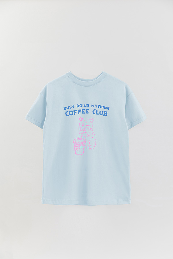 REMERA OVER ESTAMPADA CAT COFFEE CLUB