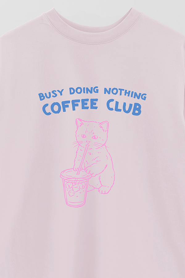 REMERA OVER ESTAMPADA CAT COFFEE CLUB
