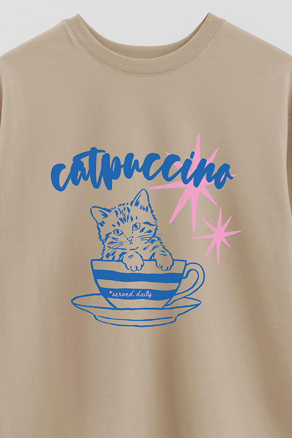 REMERA OVER ESTAMPADA CAT CATPUCCINO