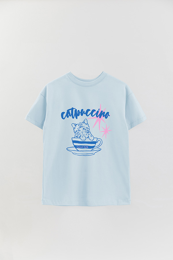 REMERA OVER ESTAMPADA CAT CATPUCCINO