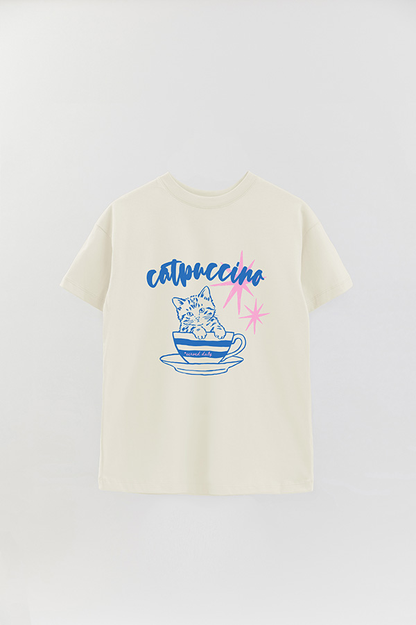 REMERA OVER ESTAMPADA CAT CATPUCCINO