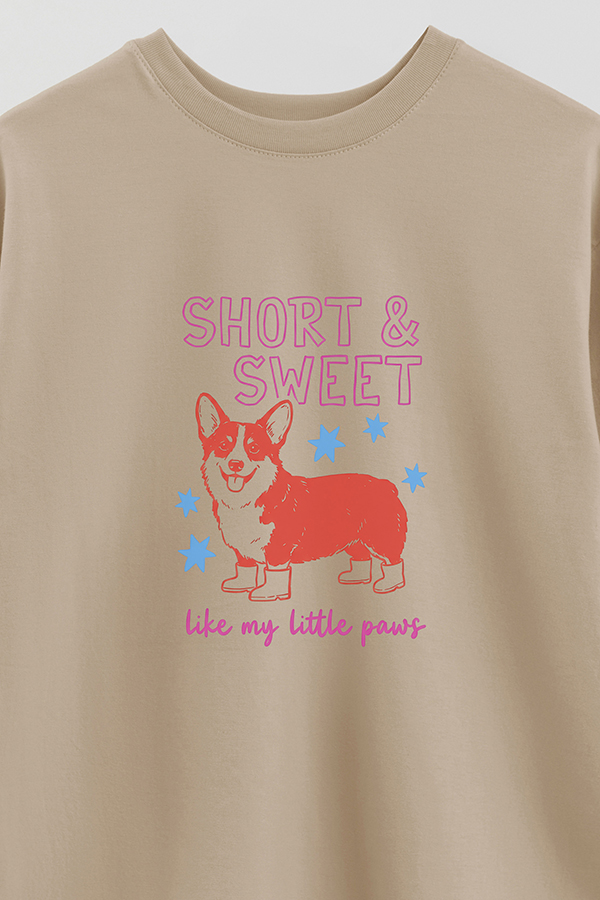 REMERA OVER ESTAMPADA DOG SHORT AND SWEET