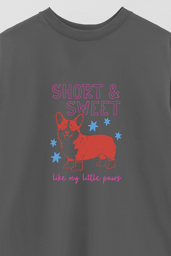 REMERA OVER ESTAMPADA DOG SHORT AND SWEET