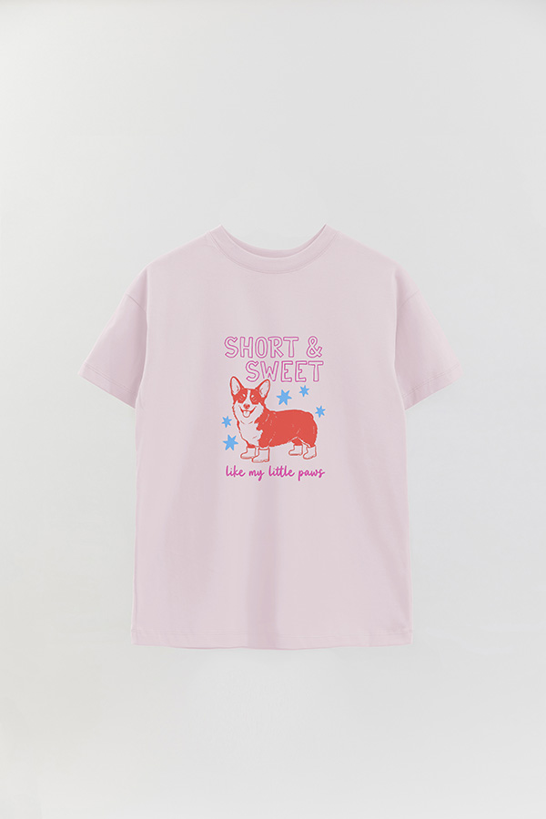 REMERA OVER ESTAMPADA DOG SHORT AND SWEET