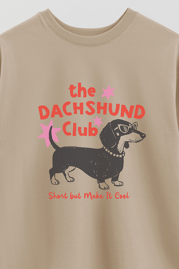 REMERA OVER ESTAMPADA DOG DACHSHUND CLUB