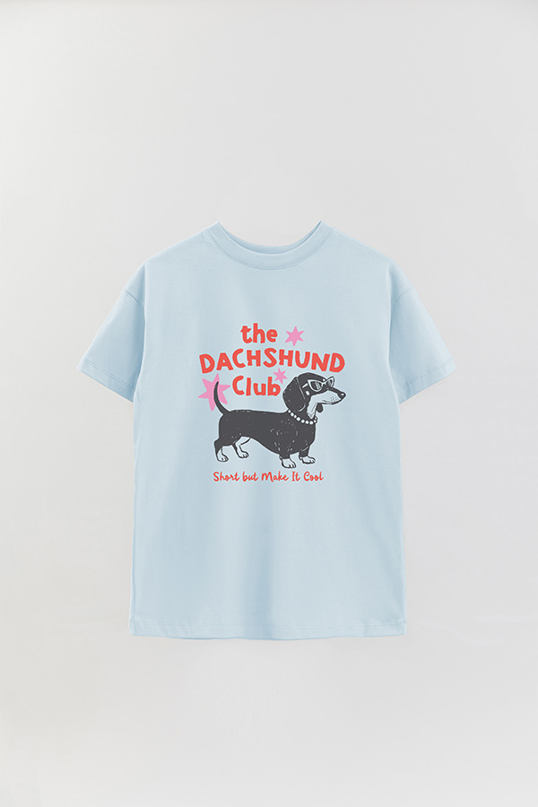 REMERA OVER ESTAMPADA DOG DACHSHUND CLUB
