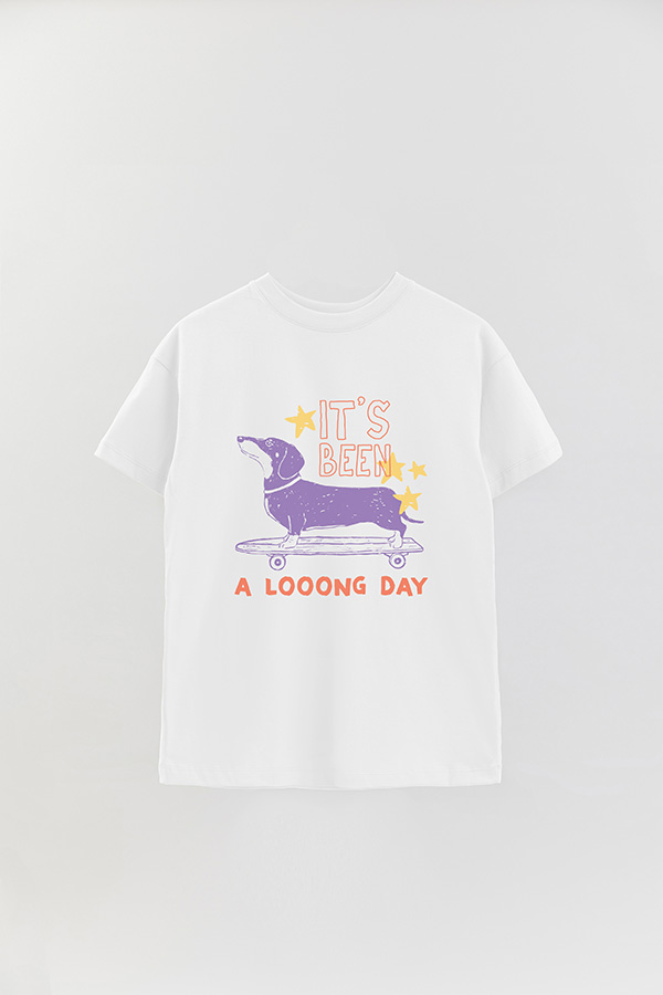 REMERA OVER ESTAMPADA DOG LOONG DAY