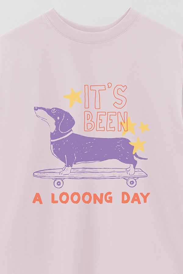 REMERA OVER ESTAMPADA DOG LOONG DAY