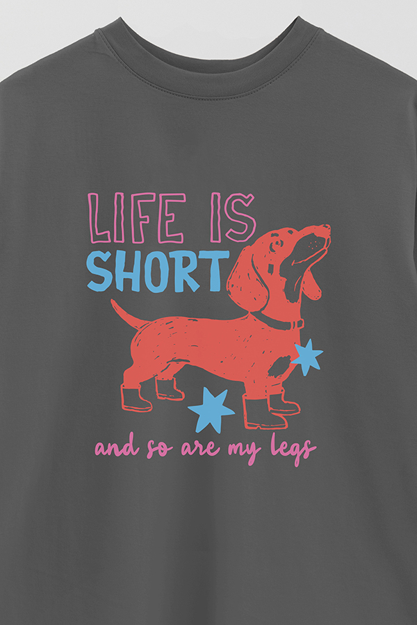 REMERA OVER ESTAMPADA DOG LIFE IS SHORT