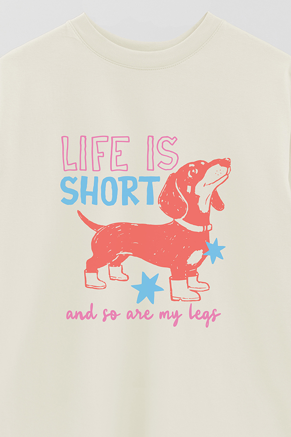 REMERA OVER ESTAMPADA DOG LIFE IS SHORT
