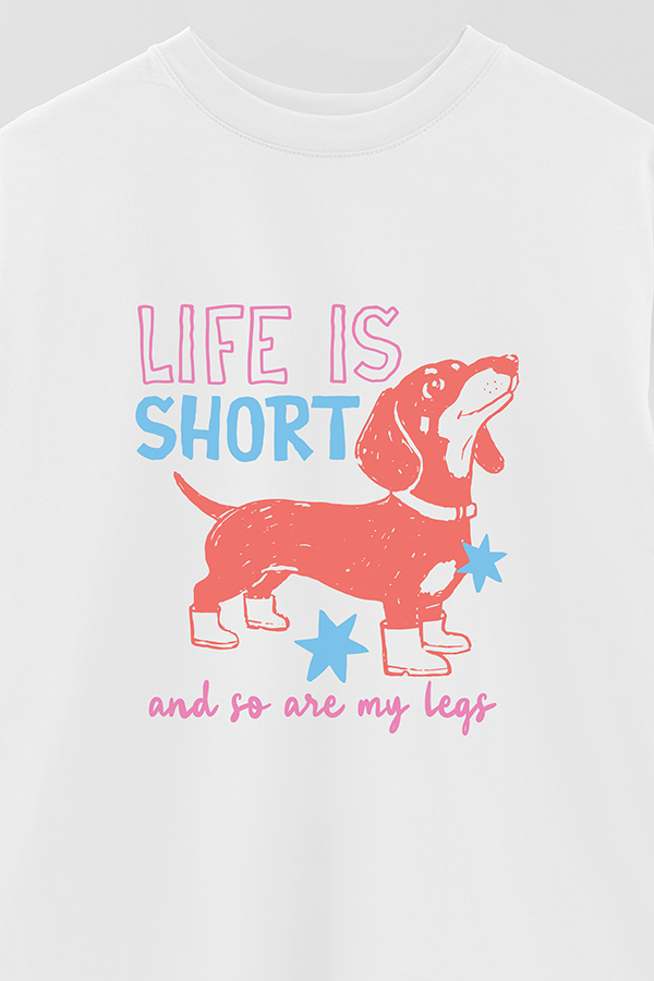 REMERA OVER ESTAMPADA DOG LIFE IS SHORT