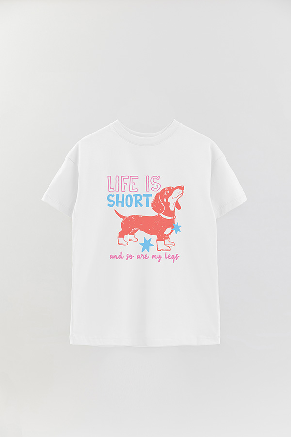 REMERA OVER ESTAMPADA DOG LIFE IS SHORT
