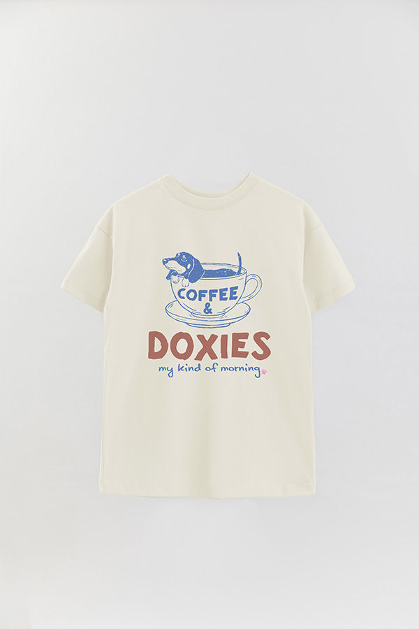 REMERA OVER ESTAMPADA DOG DOXIS