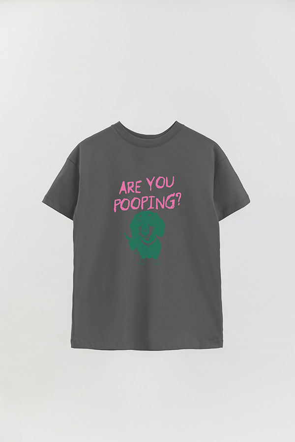 REMERA OVER ESTAMPADA DOG ARE YOU POOPING?