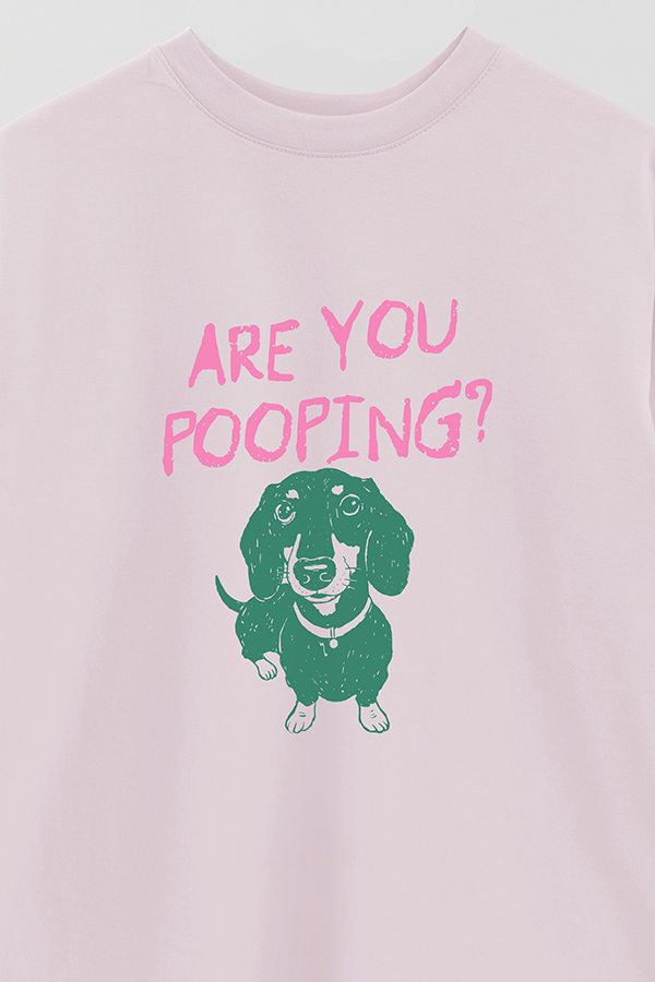 REMERA OVER ESTAMPADA DOG ARE YOU POOPING?
