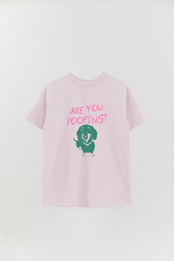 REMERA OVER ESTAMPADA DOG ARE YOU POOPING?