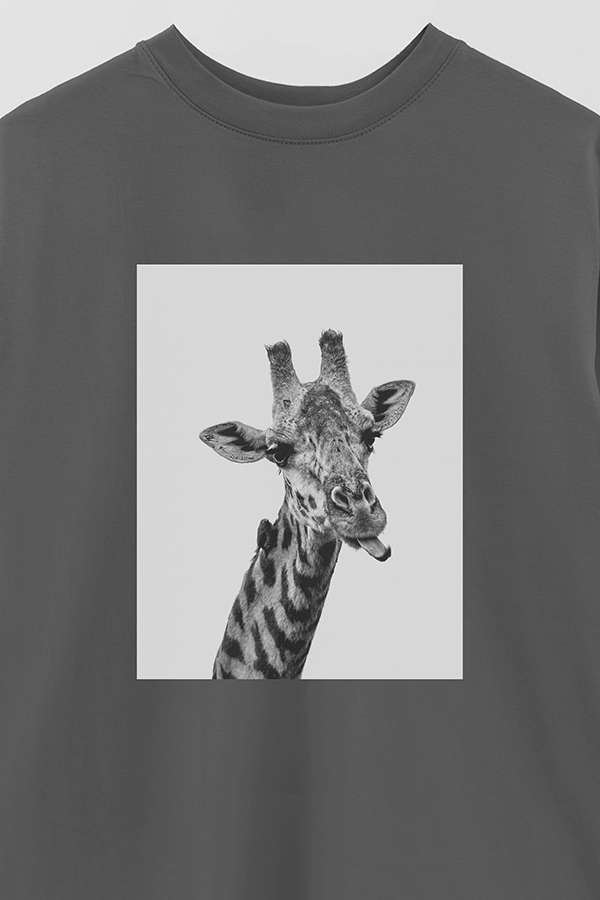 REMERA OVER ESTAMPADA MAGAZINE 193
