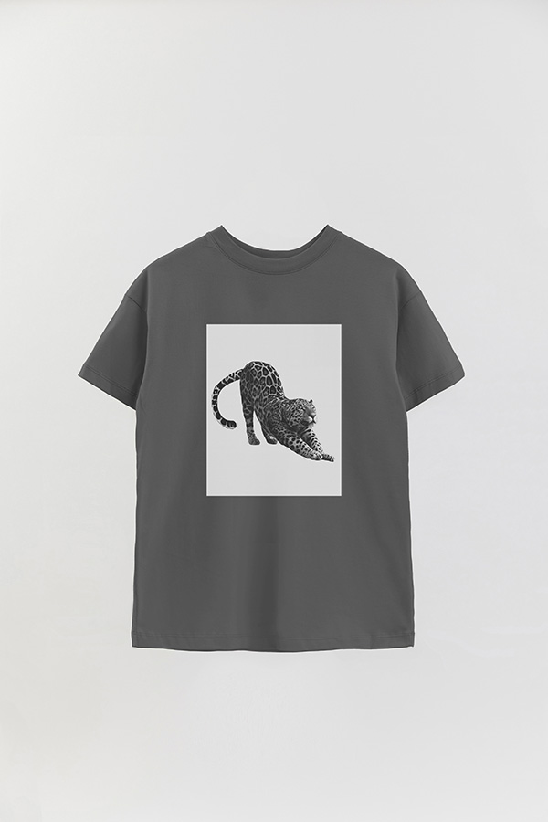 REMERA OVER ESTAMPADA MAGAZINE 190