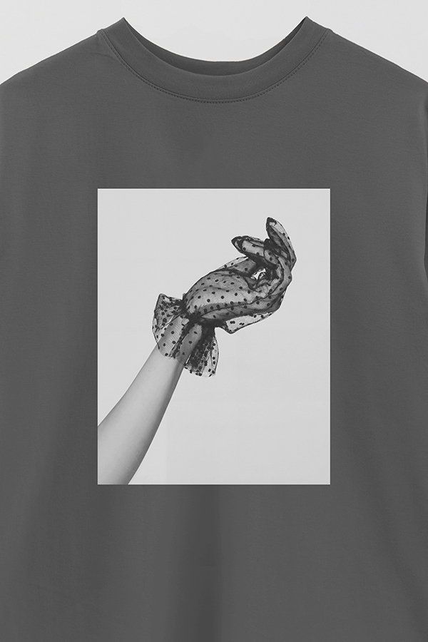 REMERA OVER ESTAMPADA MAGAZINE 188