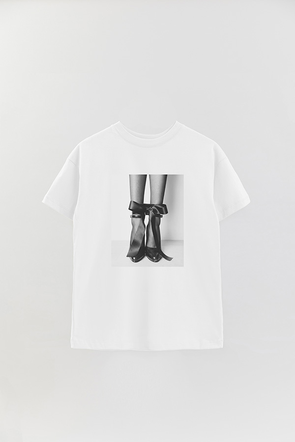 REMERA OVER ESTAMPADA MAGAZINE 183