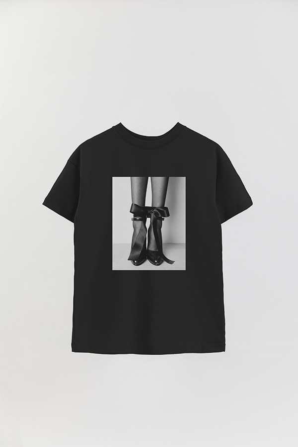 REMERA OVER ESTAMPADA MAGAZINE 183