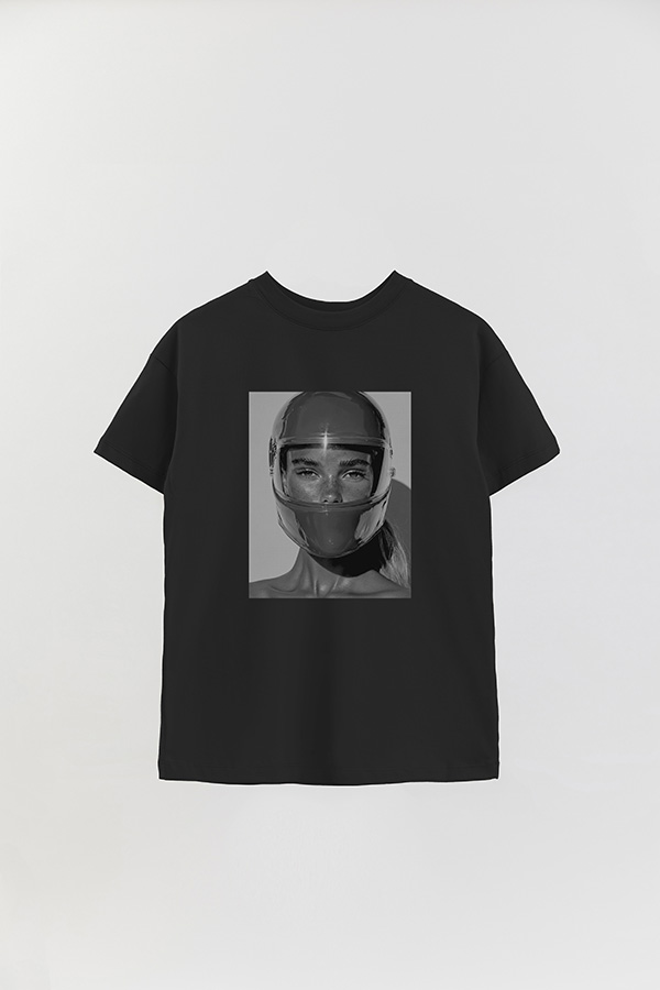 REMERA OVER ESTAMPADA MAGAZINE 180