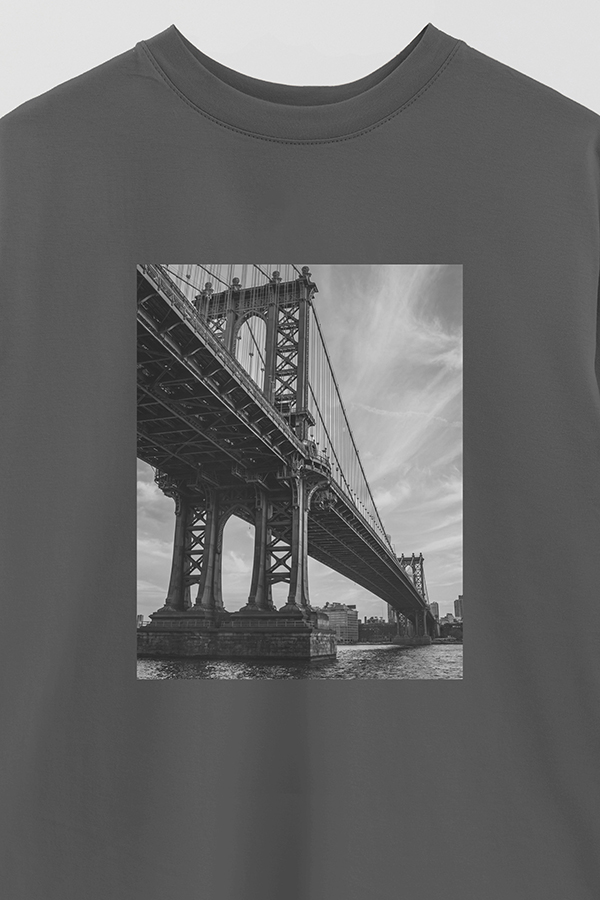 REMERA OVER ESTAMPADA MAGAZINE 178