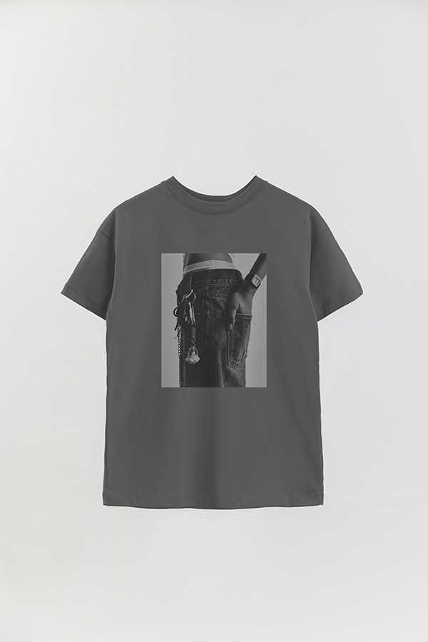 REMERA OVER ESTAMPADA MAGAZINE 177