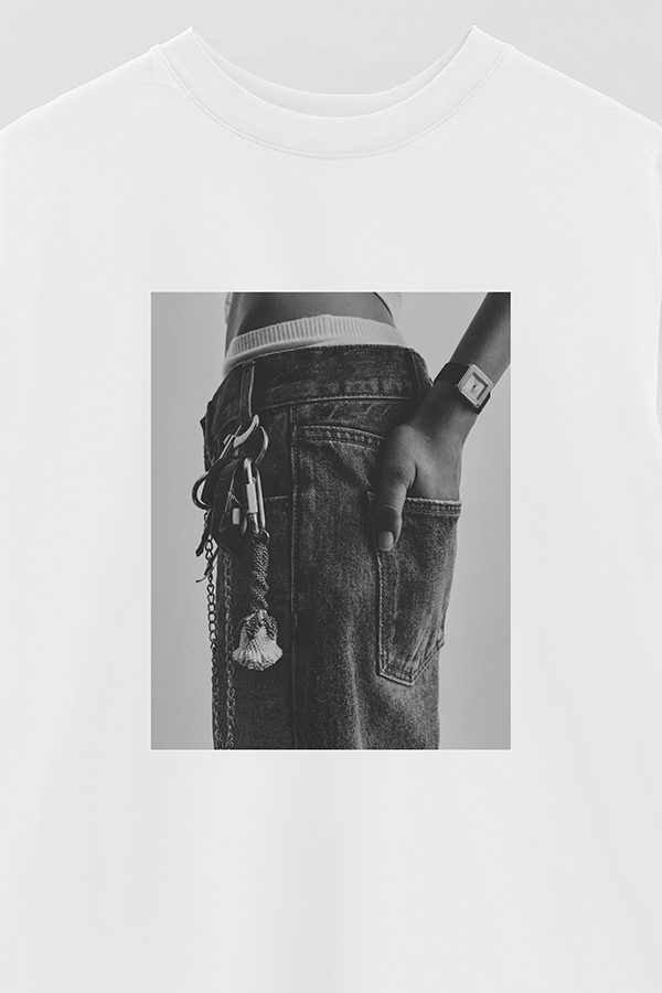 REMERA OVER ESTAMPADA MAGAZINE 177