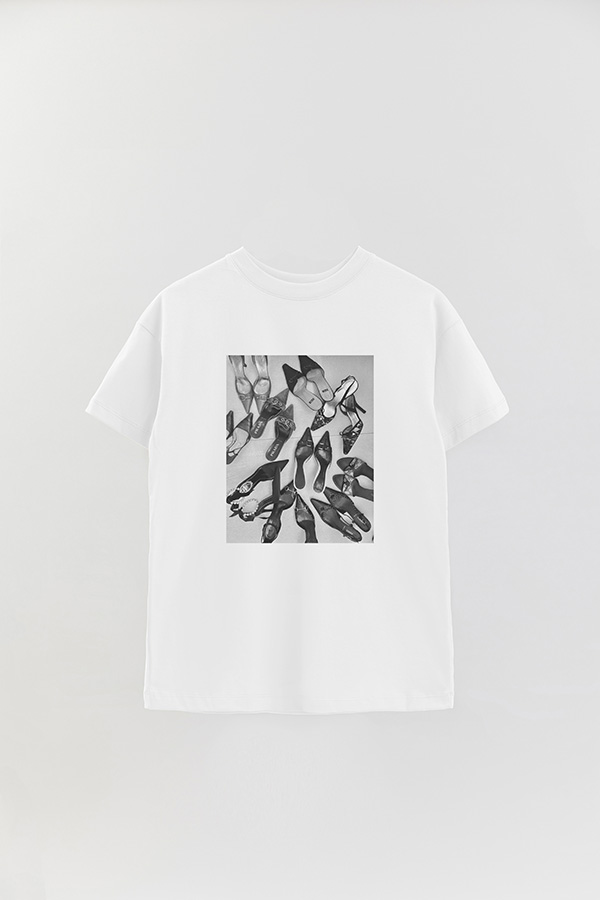REMERA OVER ESTAMPADA MAGAZINE 176