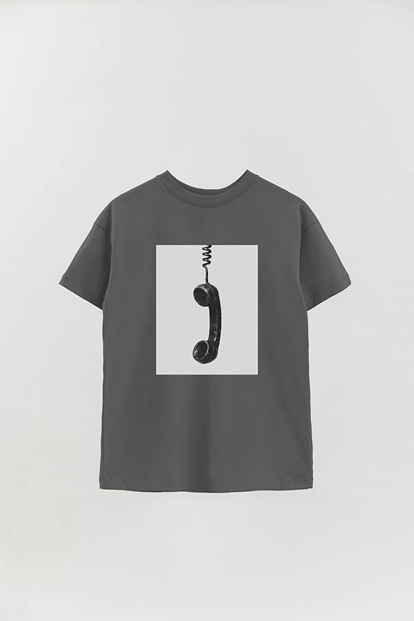 REMERA OVER ESTAMPADA MAGAZINE 175