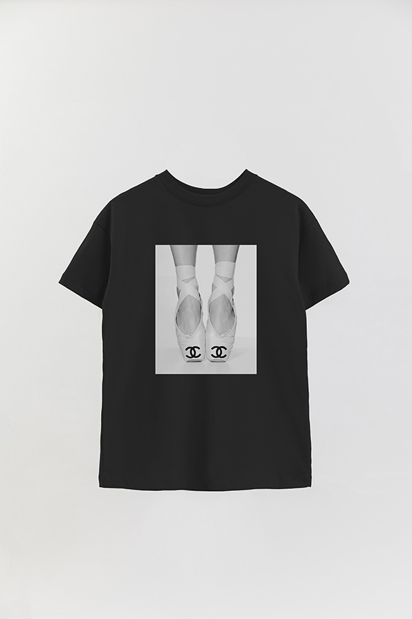 REMERA OVER ESTAMPADA MAGAZINE 174