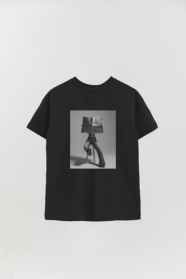 REMERA OVER ESTAMPADA MAGAZINE 173
