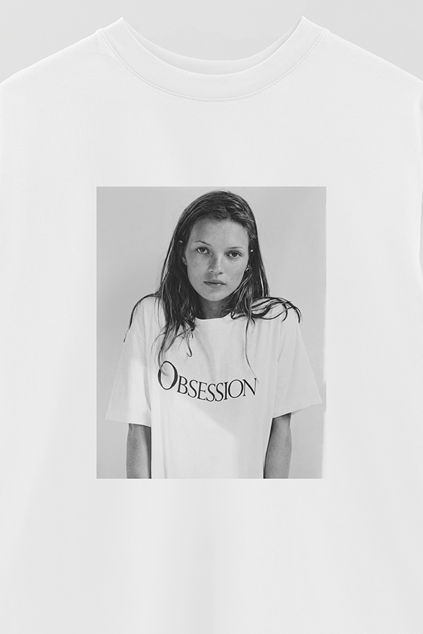 REMERA OVER ESTAMPADA MAGAZINE 171