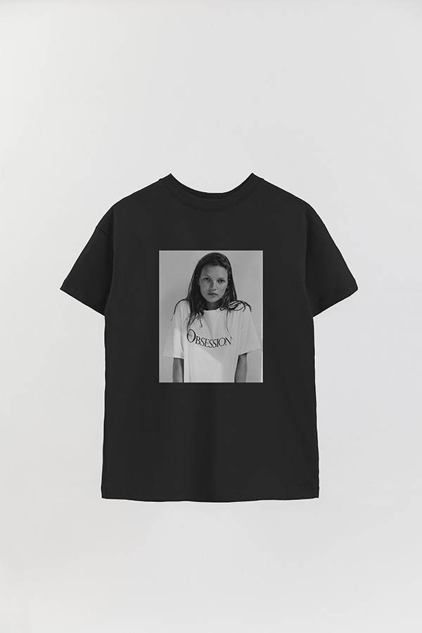 REMERA OVER ESTAMPADA MAGAZINE 171