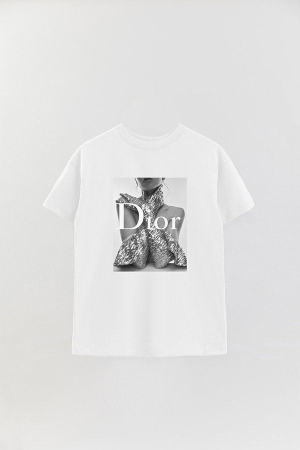 REMERA OVER ESTAMPADA MAGAZINE 166