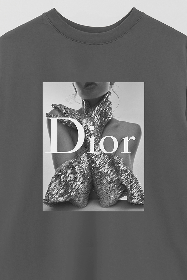 REMERA OVER ESTAMPADA MAGAZINE 166