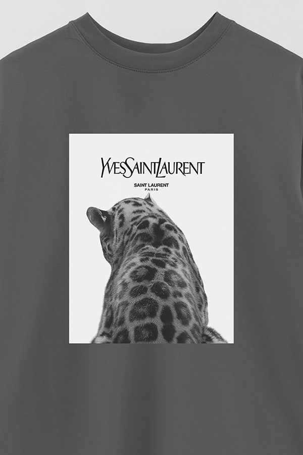 REMERA OVER ESTAMPADA MAGAZINE 159