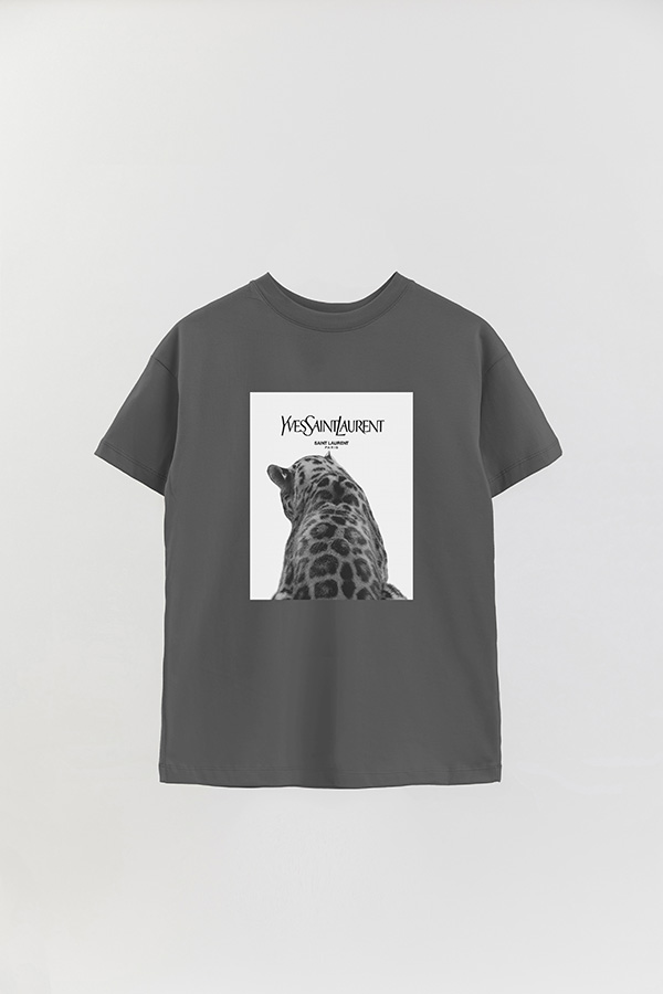 REMERA OVER ESTAMPADA MAGAZINE 159