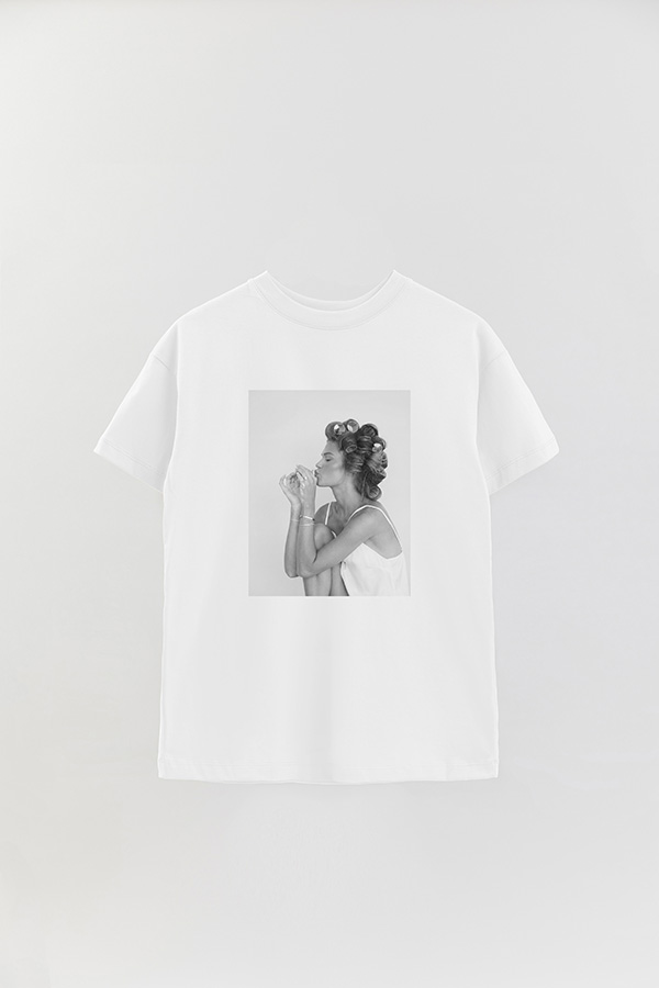 REMERA OVER ESTAMPADA MAGAZINE 158